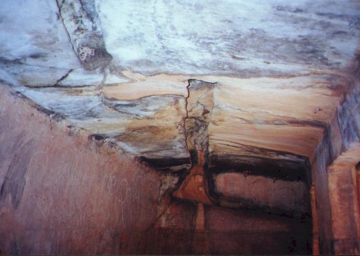 Simillar grooves on ceiling of the caves. 